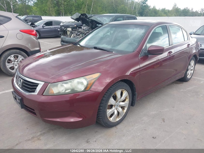 2009 Honda Accord, Благотворительность, IAAI, VIN 1HGCP26849A802321 — фото 2
