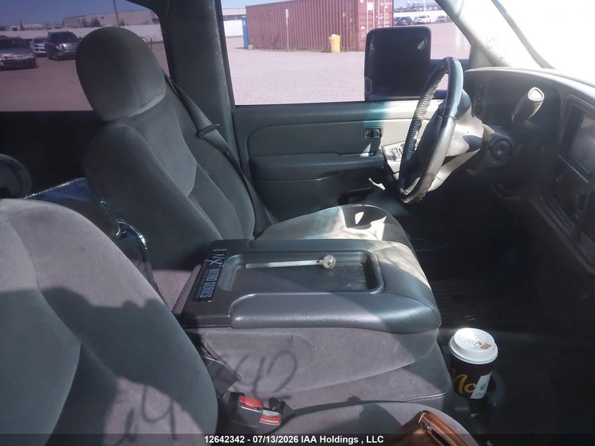 2006 GMC SIERRA PICKUP 6.6L V-8 DI, TURBO, 300HP