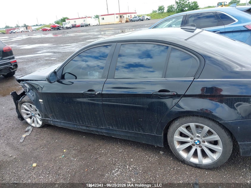 2011 BMW 328I xDrive VIN: WBAPK7C55BA816981 Lot: 12642343