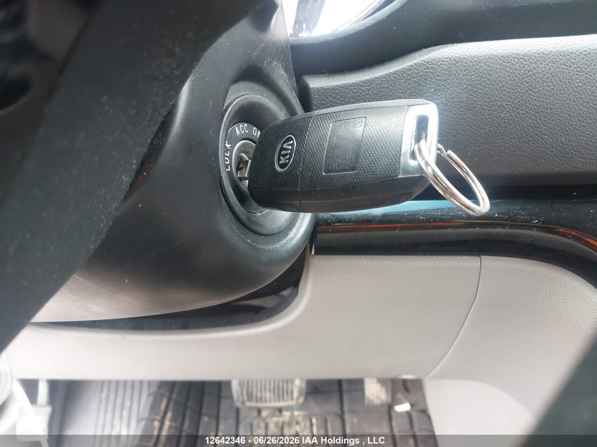 2017 KIA SEDONA VAN 3.3L V-6 DI, DOHC, VVT, 276HP