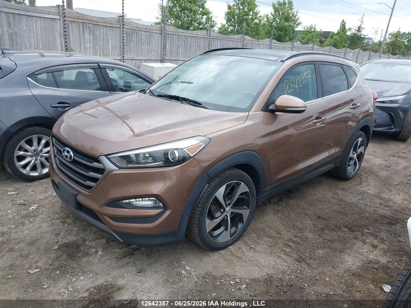 2016 Hyundai Tucson, Front, IAAI, VIN KM8J3CA26GU026954 — photo 2