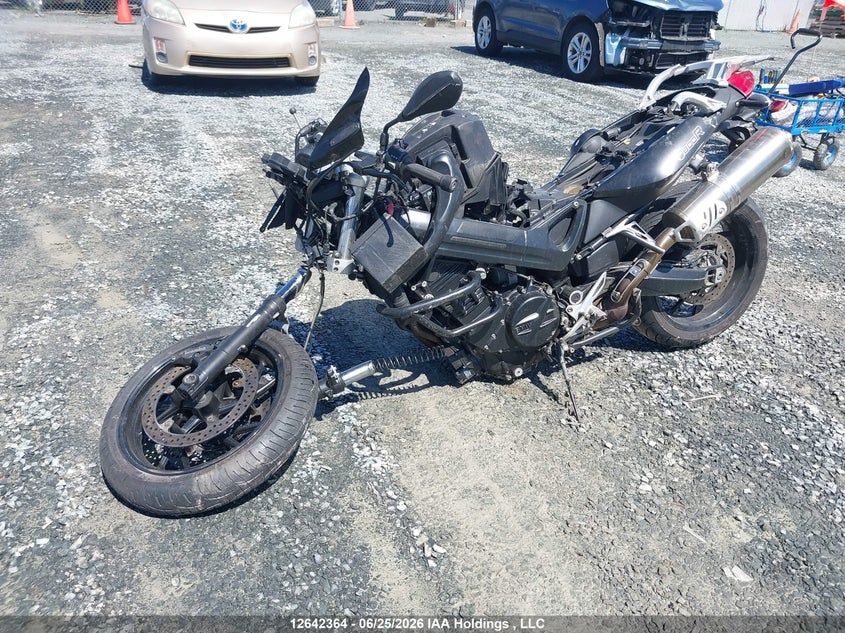 2010 BMW —, Front, IAAI, VIN WB1021701AZS47060 — photo 2