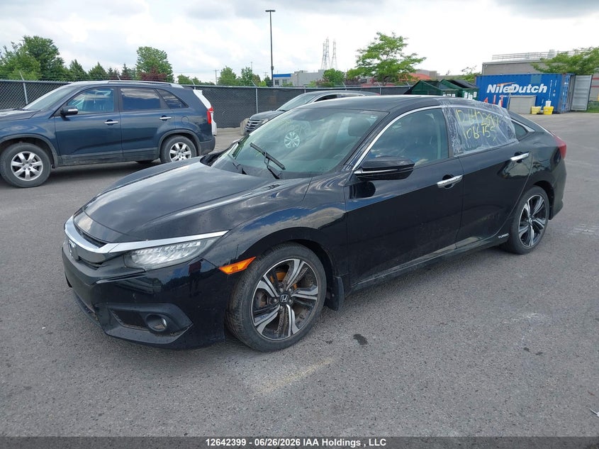 2017 Honda Civic, Затоплення, IAAI, VIN 2HGFC1F92HH106455 — фото 2