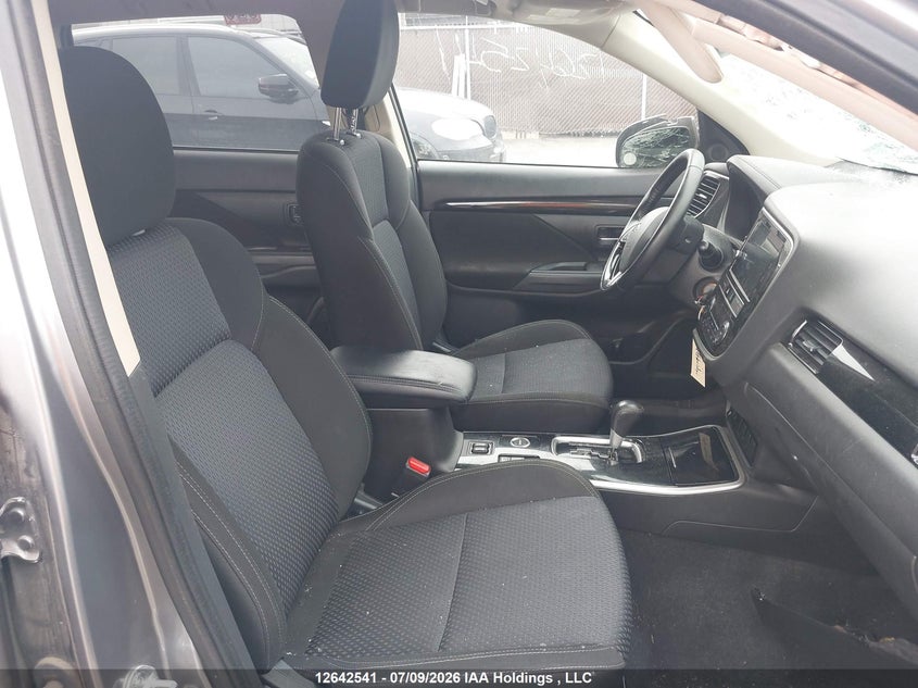 2019 Mitsubishi Outlander VIN: JA4AZ2A31KZ605149 Lot: 12642541