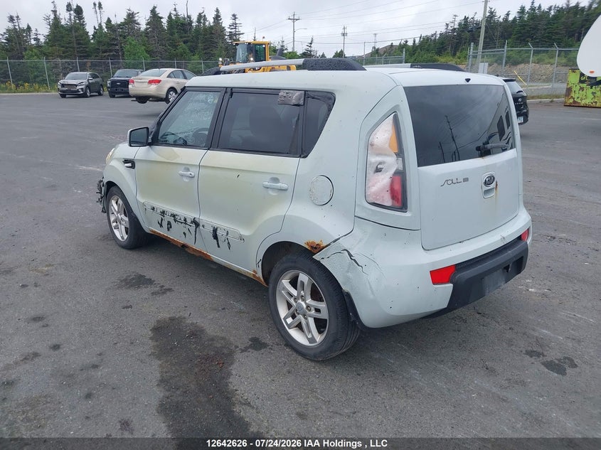 Vin: kndjt2a2xb7199267, lot: 3043707, kia soul +/!/sport 20113