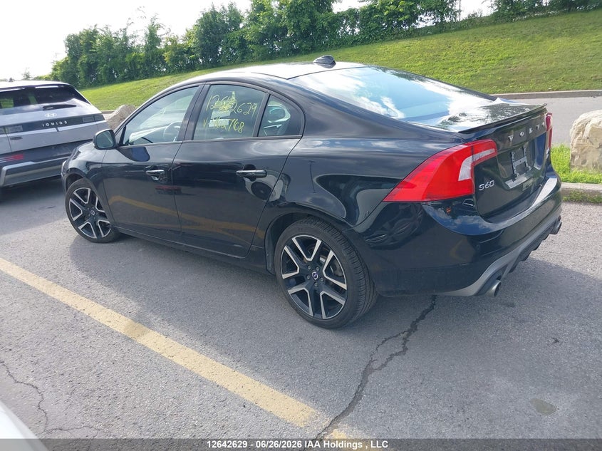 2018 Volvo S60 T5 Dynamic VIN: YV140MTL4J2462768 Lot: 12642629