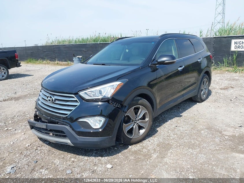 2016 Hyundai Santa Fe, Front, IAAI, VIN KM8SNDHF6GU136593 — photo 2
