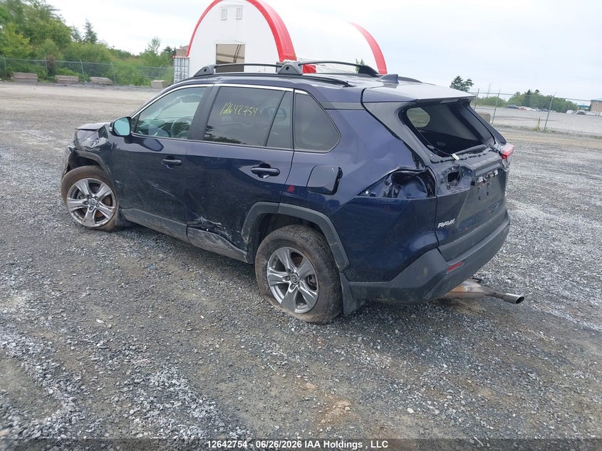 Vin: 2t3r1rfv6rw427932, lot: 3043844, toyota rav4 xle 20243