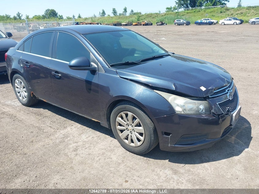 Vin: 1g1pc5sb2e7314791, lot: 3043882, chevrolet cruze 2014 img_1