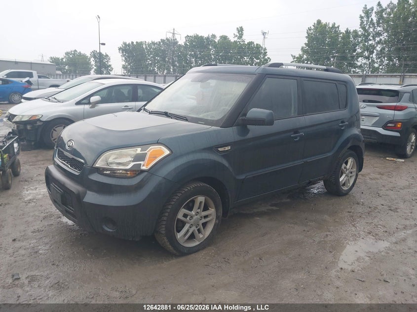 2011 Kia Soul, Right Side, IAAI, VIN KNDJT2A20B7347961 — photo 2