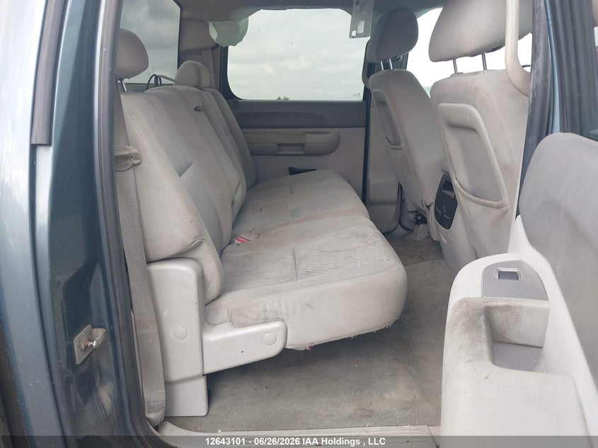 2011 GMC SIERRA PICKUP 5.3L V-8 VVT, 326HP