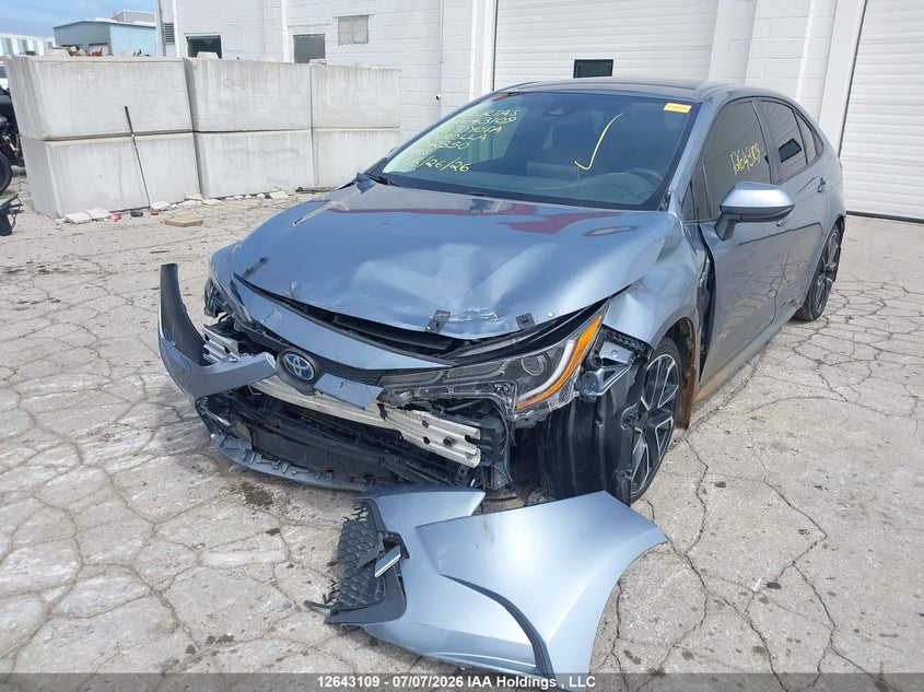 2021 Toyota Corolla, Front, IAAI, VIN JTDBAMDE4MJ012350 — photo 2