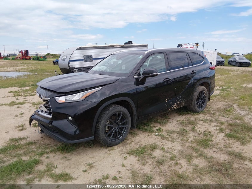 2020 Toyota Highlander, Front, IAAI, VIN 5TDGZRBH9LS513325 — photo 2