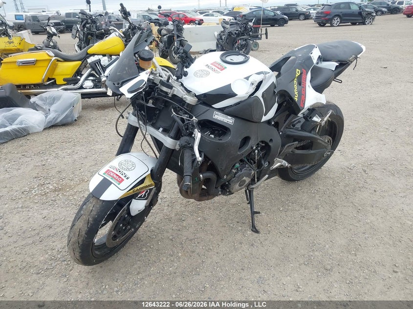 2010 HONDA CBR SPORT_BIKE 4
