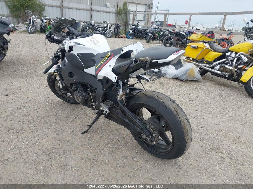 2010 HONDA CBR SPORT_BIKE 4