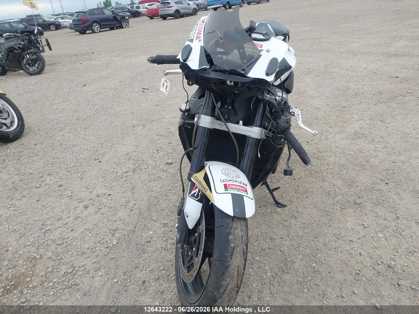 2010 HONDA CBR SPORT_BIKE 4