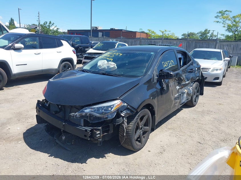 2018 Toyota Corolla, Левый бок, IAAI, VIN 2T1BURHE0JC088167 — фото 2