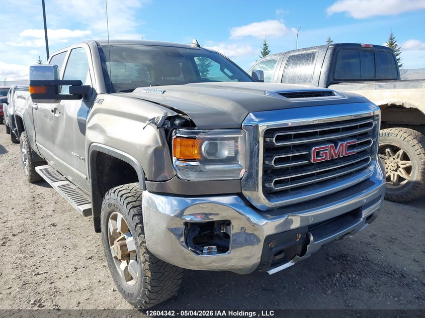 2017 GMC SIERRA 3500HD SLT PICKUP 6.6L V-8 DI, TURBO, 445HP