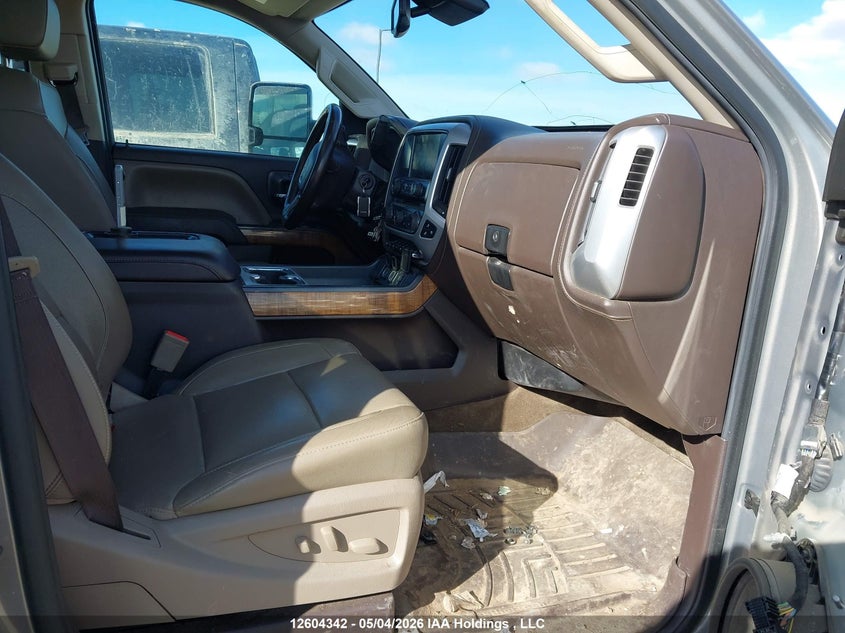 2017 GMC SIERRA 3500HD SLT PICKUP 6.6L V-8 DI, TURBO, 445HP