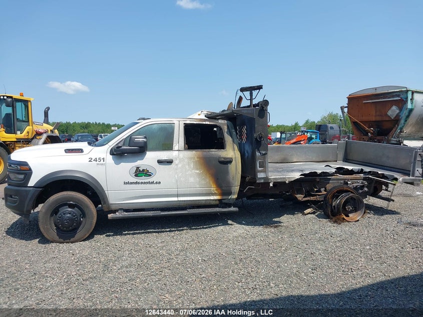 2026 RAM 4500 N/A 6.4L V-8 VVT, 375HP