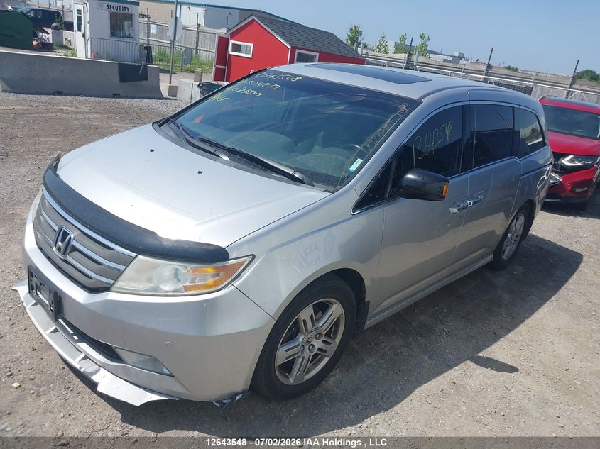 2012 Honda Odyssey, Вандалізм, IAAI, VIN 5FNRL5H96CB504279 — фото 2