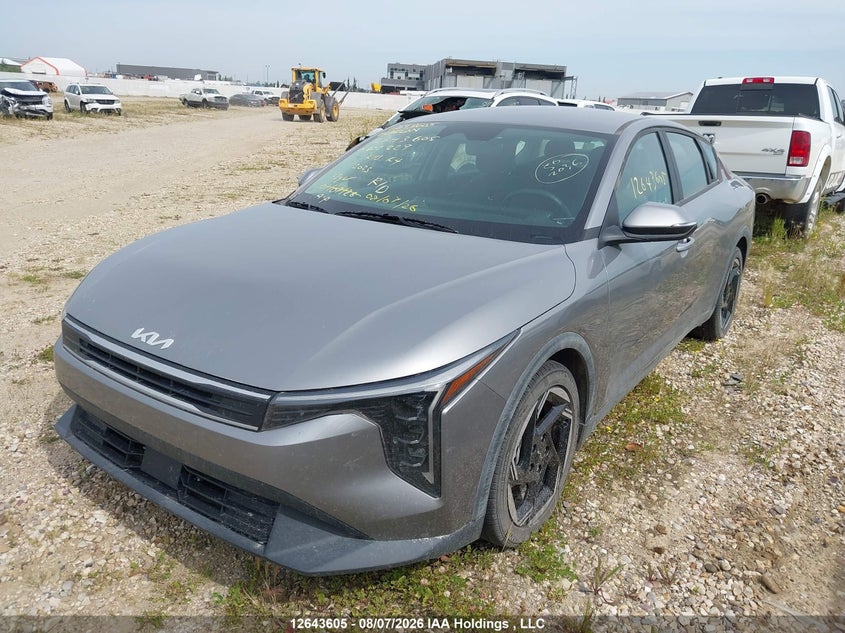 2025 Kia K4, Theft Recovery, IAAI, VIN 3KPFU4DE8SE102829 — photo 2