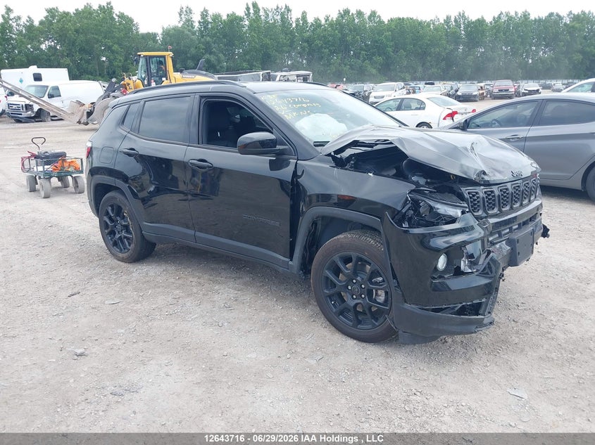 2026 Jeep Compass Latitude, Удар спереди, IAAI, VIN 3C4NJDBN5TT202617