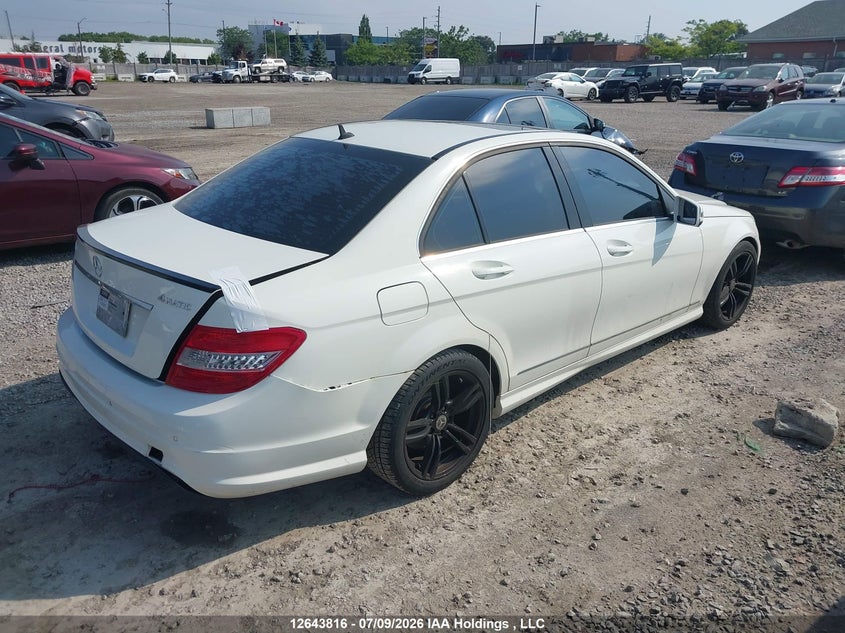Vin: wddgf8bb7af500977, lot: 3044973, mercedes-benz c 300 4matic 20104