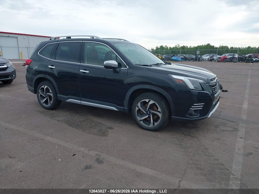 Vin: jf2skercxnh479597, lot: 3044985, subaru forester touring 2022 img_1
