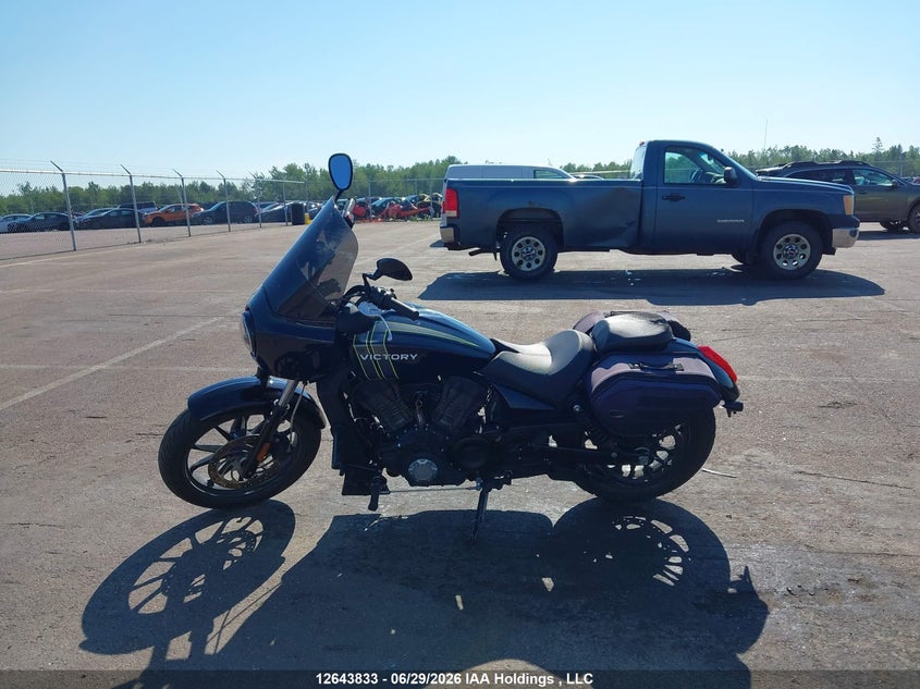 2017 Victory Motorcycles Octane VIN: 5VPFTB007H3003504 Lot: 12643833