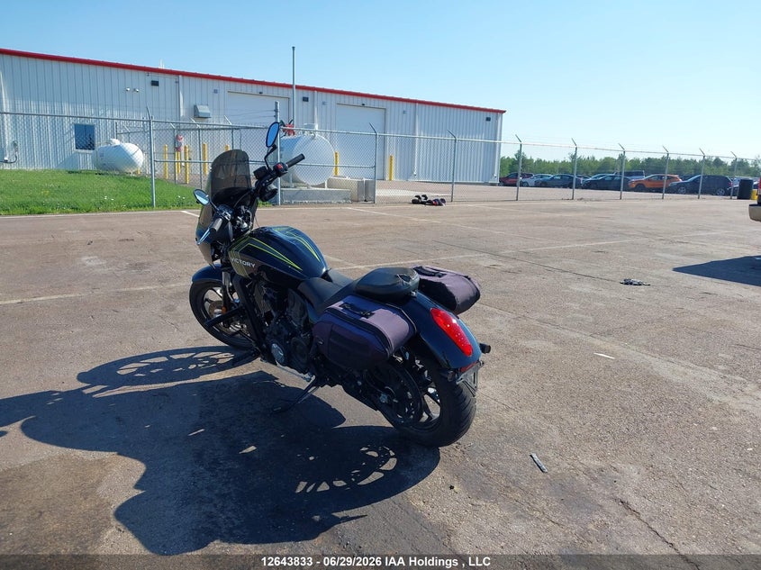 2017 Victory Motorcycles Octane VIN: 5VPFTB007H3003504 Lot: 12643833