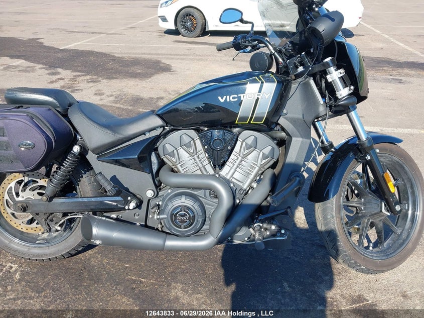 2017 Victory Motorcycles Octane VIN: 5VPFTB007H3003504 Lot: 12643833