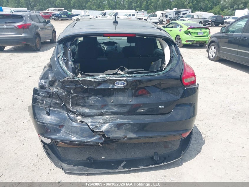 2018 Ford Focus Se VIN: 1FADP3K2XJL213640 Lot: 12643869