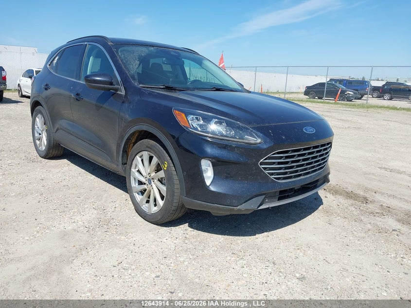 Vin: 1fmcu9dz4mub18769, lot: 3045073, ford escape titanium 2021 img_1