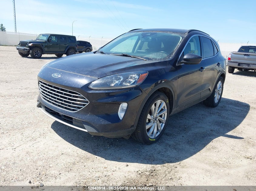 Vin: 1fmcu9dz4mub18769, lot: 3045073, ford escape titanium 20212