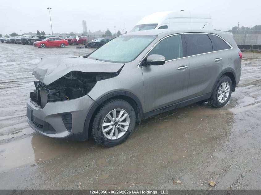 2019 Kia Sorento L/Lx, Front, IAAI, VIN 5XYPG4A38KG505775 — photo 2