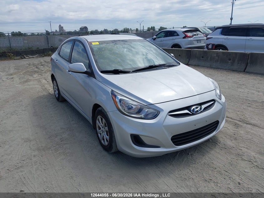 12644055 :رقم المزاد ، KMHCT4AE6CU269702 vin ، 2012 Hyundai Accent Gl مزاد بيع