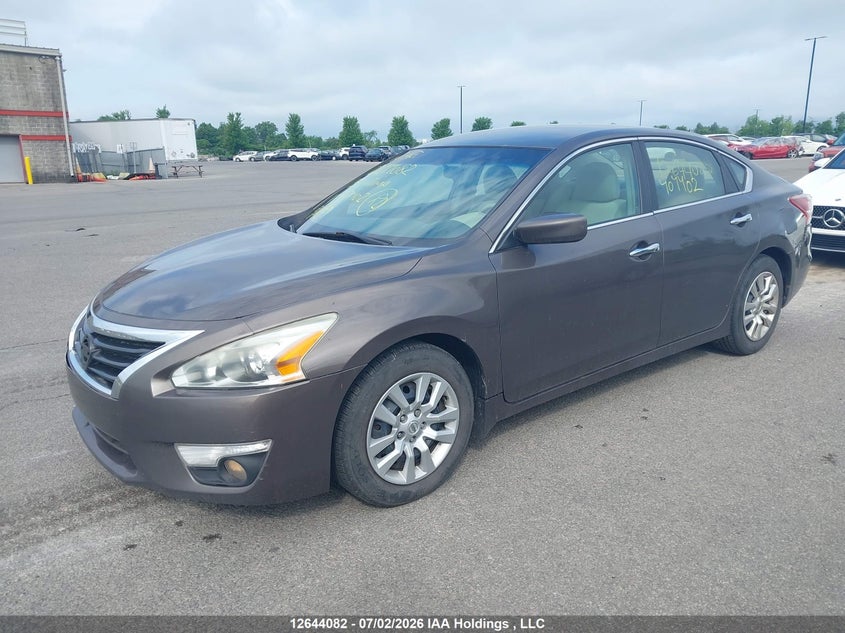Vin: 1n4al3ap1dn404402, lot: 3045246, nissan altima 20132