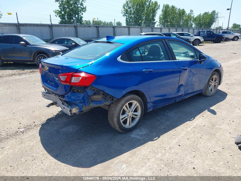 Vin: 1g1be5sm4j7113880, lot: 3045341, chevrolet cruze lt auto 20184