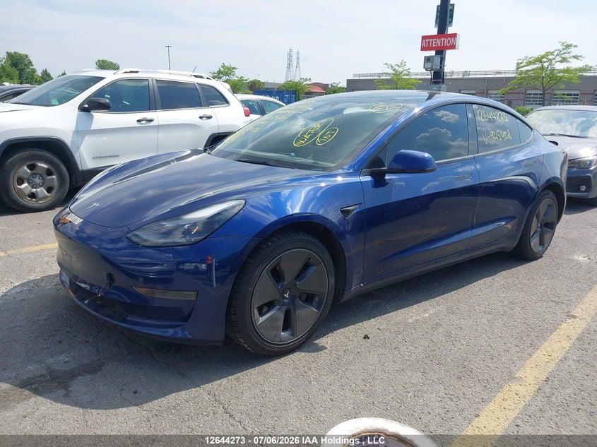 Vin: lrw3e1fa7pc945408, lot: 3045455, tesla model 3 rwd 20232