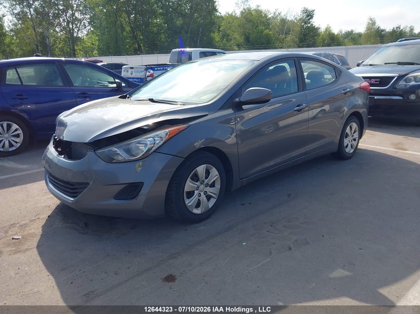 2013 Hyundai Elantra, Удар спереду, IAAI, VIN 5NPDH4AE2DH365879 — фото 2