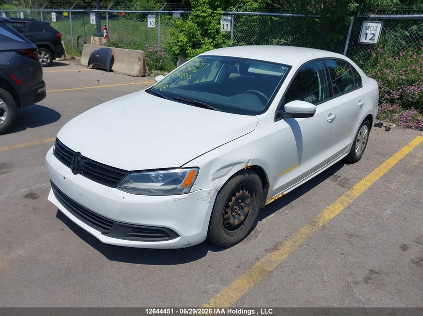 Vin: 3vw2k7aj2em421805, lot: 3045649, volkswagen jetta 2.0l trendline+ 20142