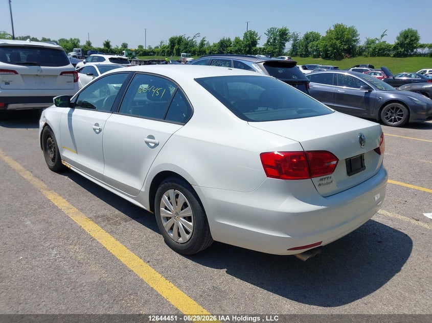 Vin: 3vw2k7aj2em421805, lot: 3045649, volkswagen jetta 2.0l trendline+ 20143