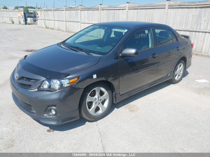 Vin: 2t1bu4ee6cc781691, lot: 3045685, toyota corolla 20122