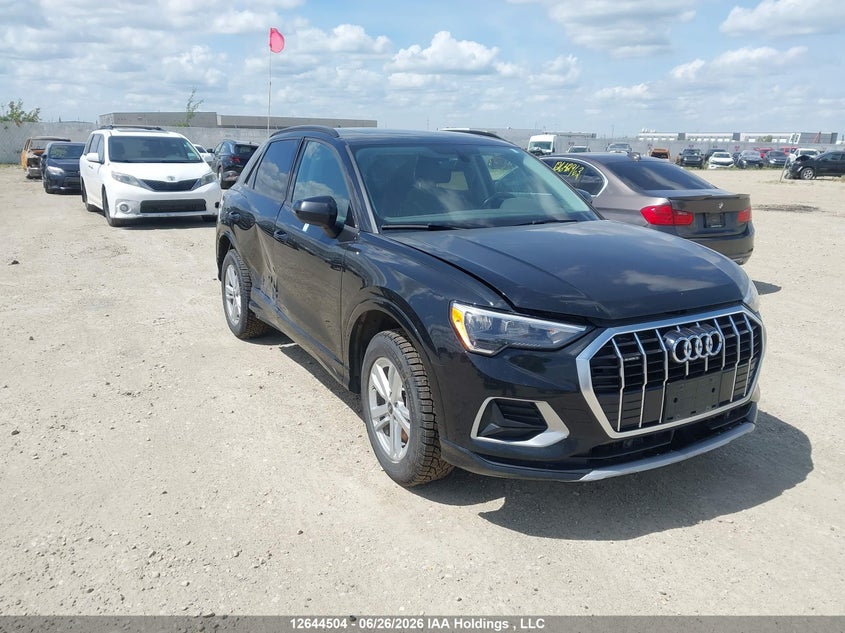 2021 Audi Q3 40 Komfort