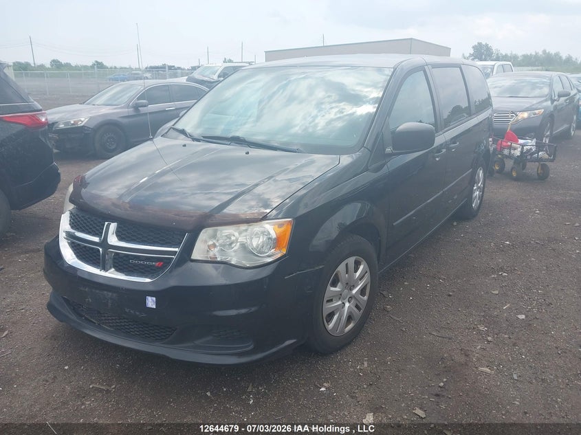 2014 Dodge Caravan, Front, IAAI, VIN 2C4RDGBG7ER281032 — photo 2