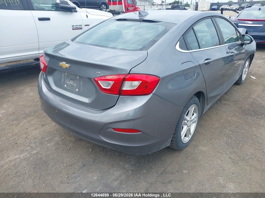 2018 Chevrolet Cruze Lt VIN: 1G1BE5SM9J7124082 Lot: 12644698