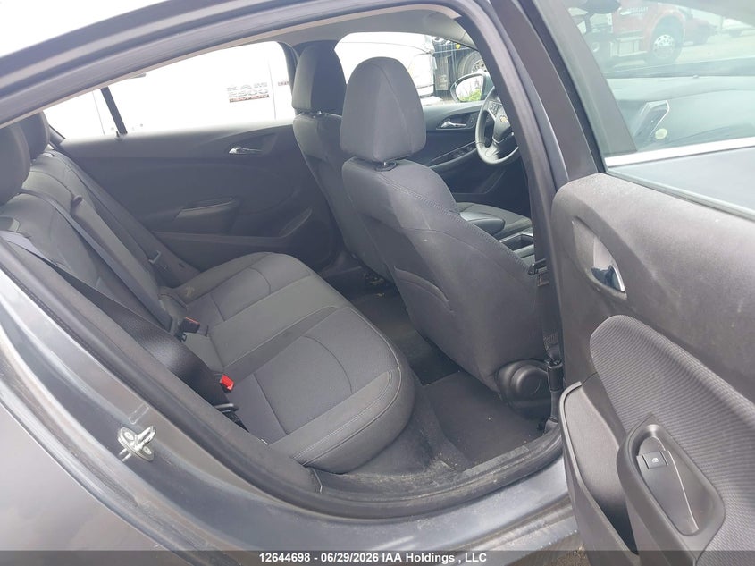 2018 Chevrolet Cruze Lt VIN: 1G1BE5SM9J7124082 Lot: 12644698