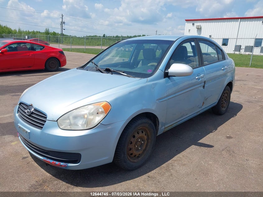2010 Hyundai Accent, Left Side, IAAI, VIN KMHCN4BCXAU433697 — photo 2
