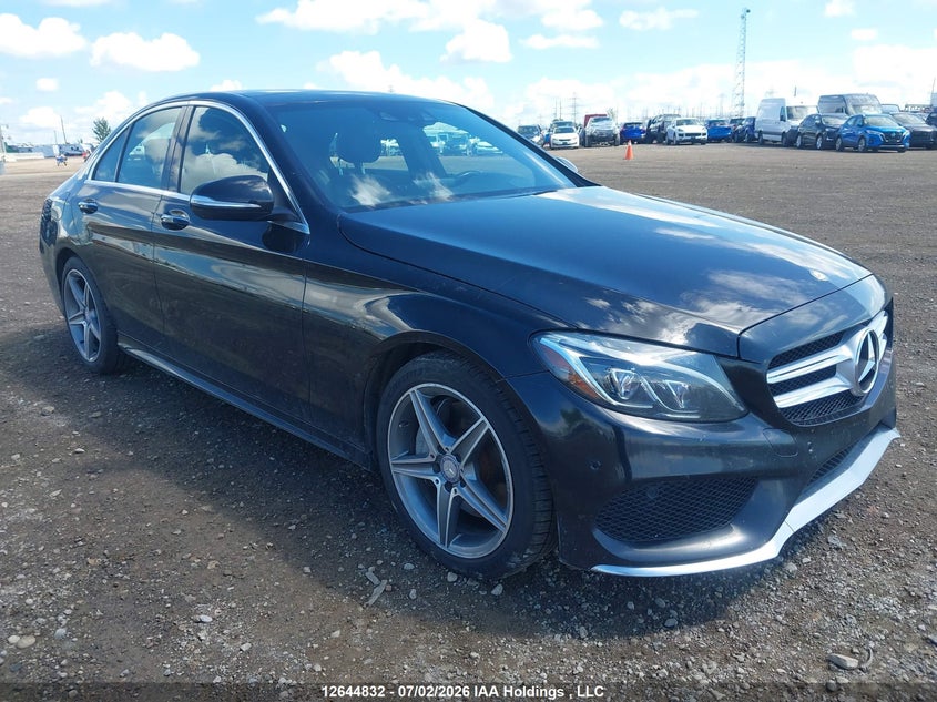 2015 Mercedes-Benz C 400 4Matic VIN: 55SWF6GB5FU022586 Lot: 12644832